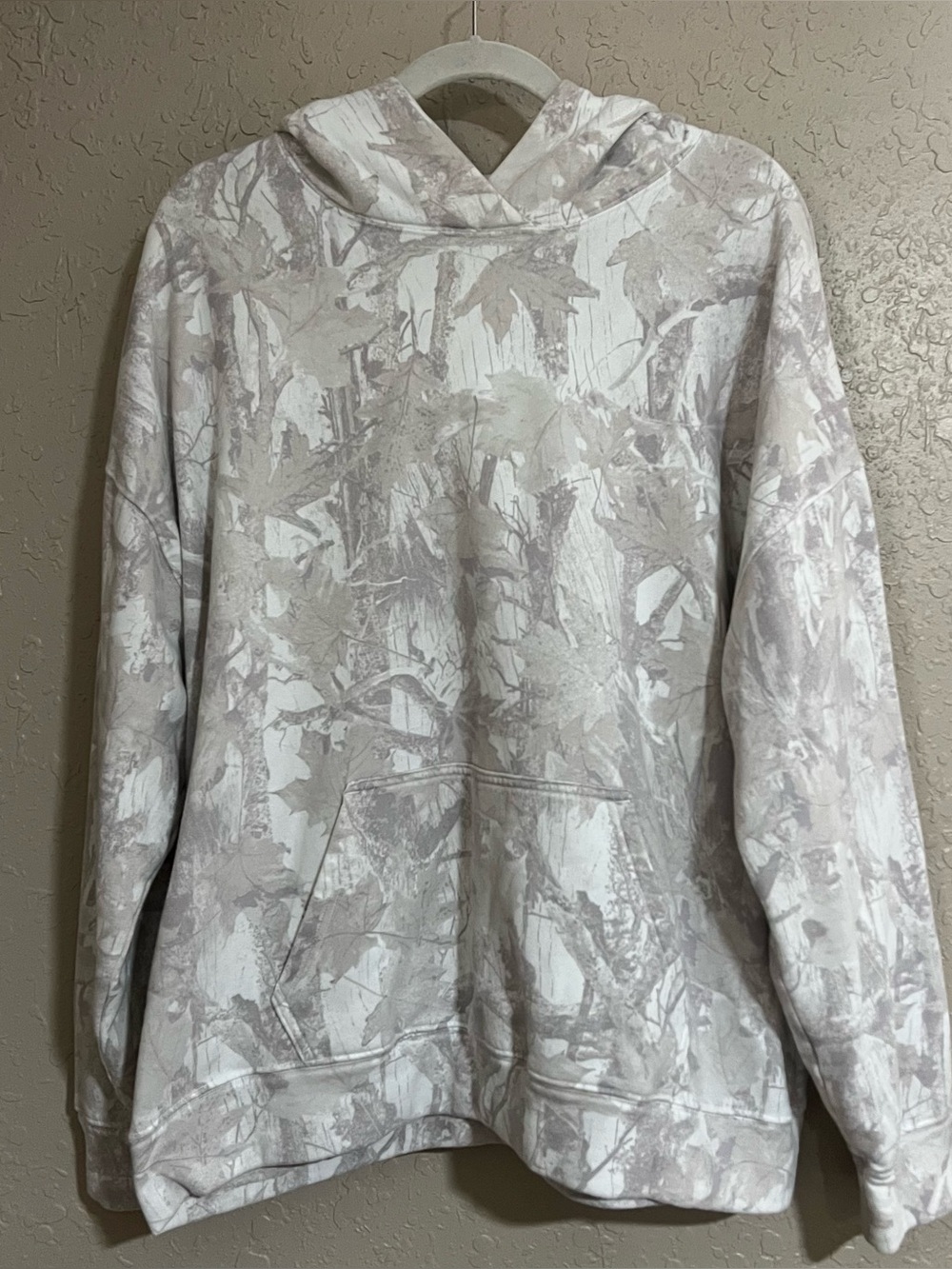 Hollister White Camo Hoodie Size Large
